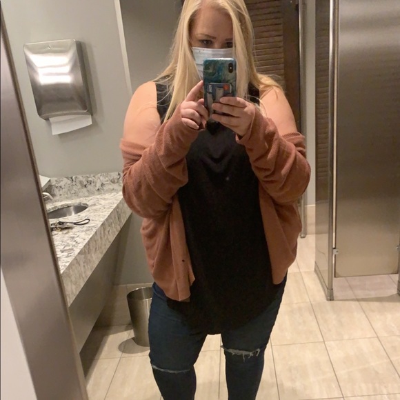 Meet your Posher, Emily - Picture 1 of 1